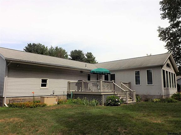 3rd image of 21 Jones Rd