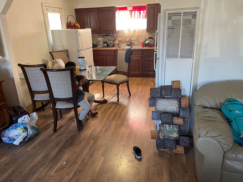 2nd image of 229 5th St