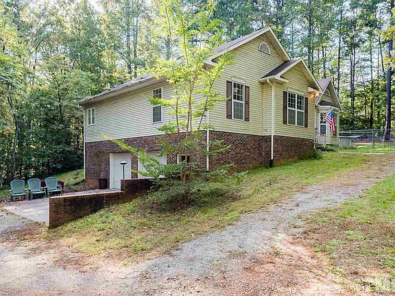 2nd image of 5022 Silver Fox Ln