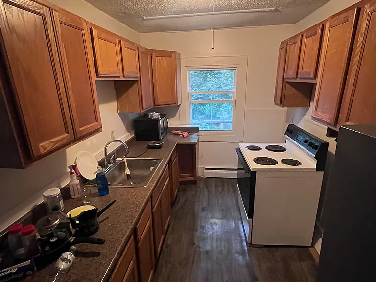 29 Halifax St #2 — Photo 4