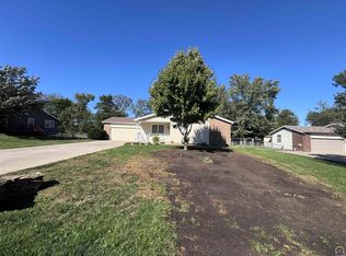 3612 SE 23rd Ter, Topeka, KS 66605