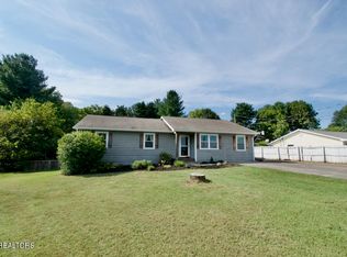 3637 Southfork Pl, Maryville, TN 37801