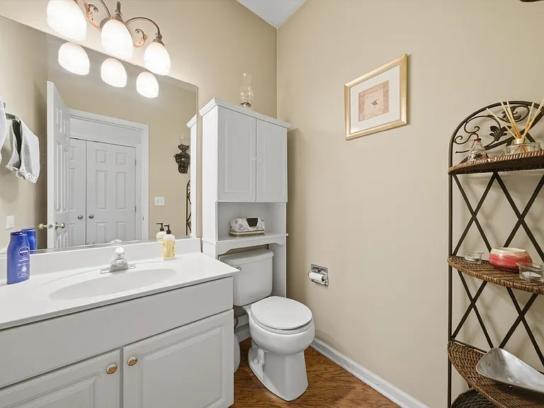 1090 Aster Ct — Photo 21