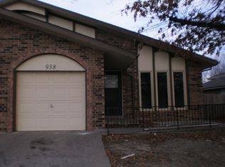 938 S Armour Dr, Wichita, KS 67207