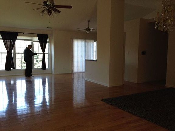 4th image of 790 Stonewall Ct