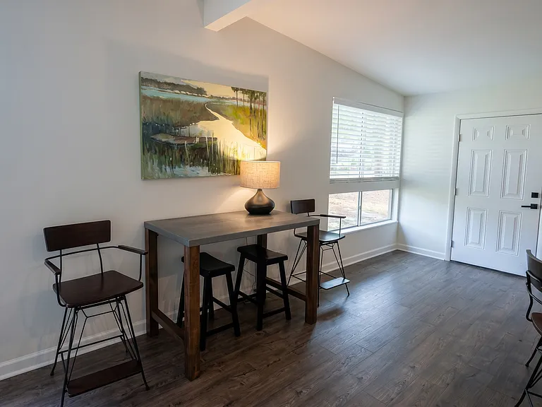 1003 Broad River Dr — Photo 4