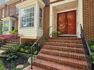 817 Botetourt Gdns, Norfolk, VA 23507