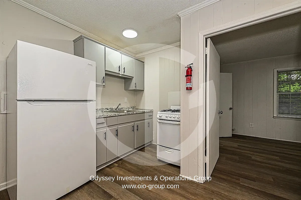 2 bed, 520 sqft, $1,195 — Photo 4