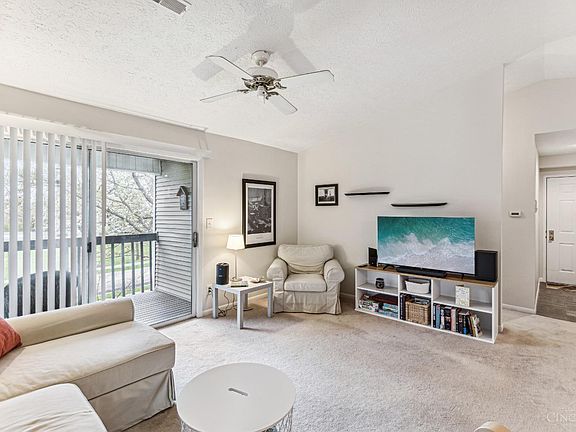 5th image of 5982 Meadow Creek Dr APT 6