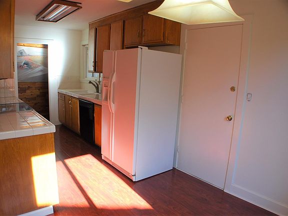 5th image of 3279 Hebron Ct
