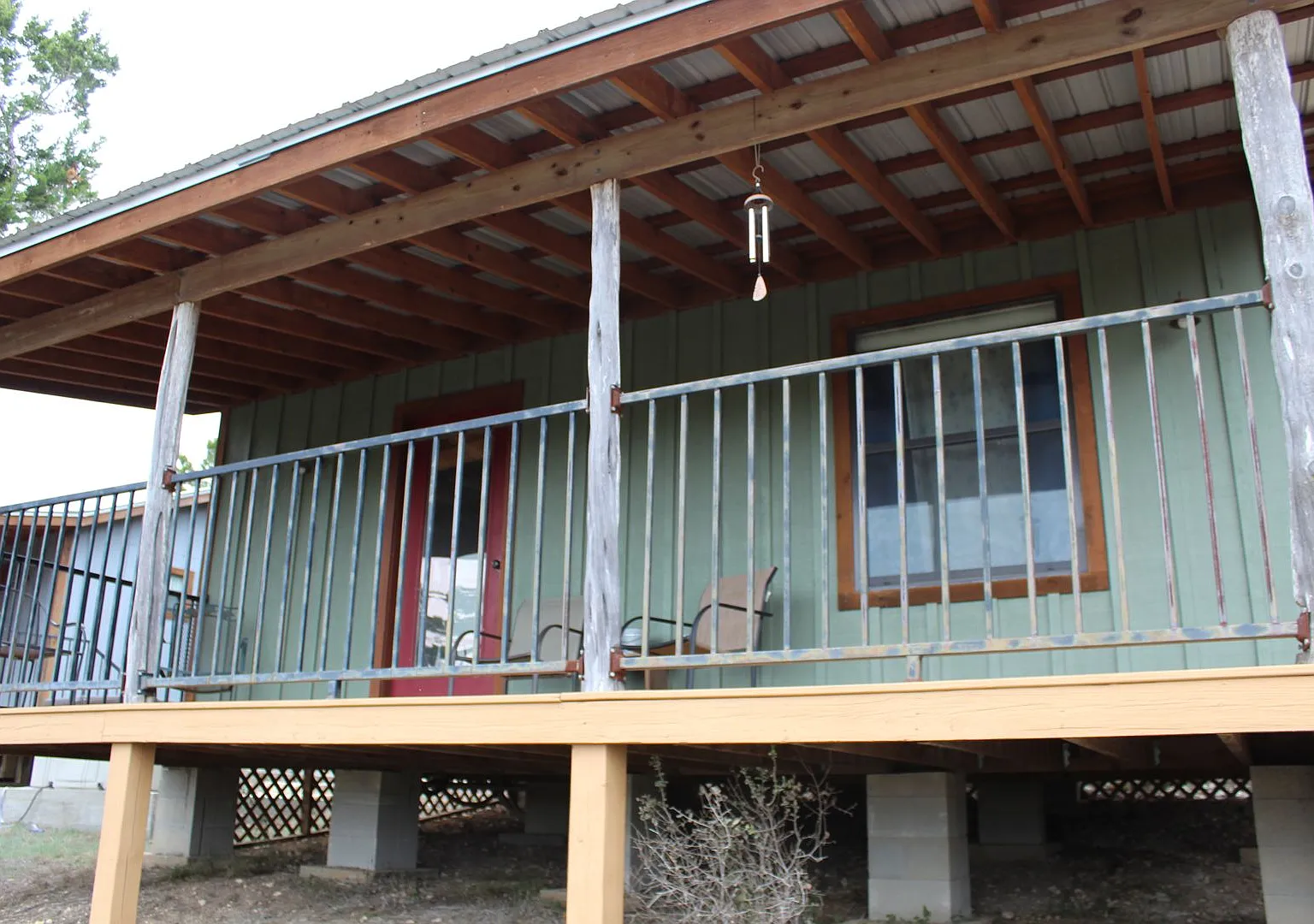 Furnished cabin — Photo 1
