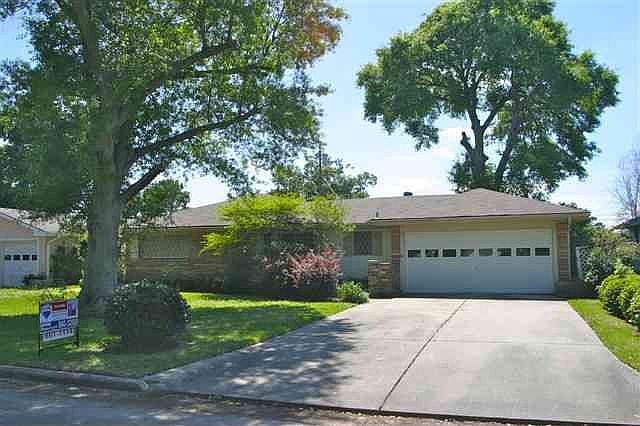 1st image of 3411 Roanoke Ave