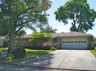 3411 Roanoke Ave, Port Arthur, TX 77642
