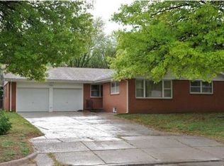 1826 S Erie St, Wichita, KS 67211