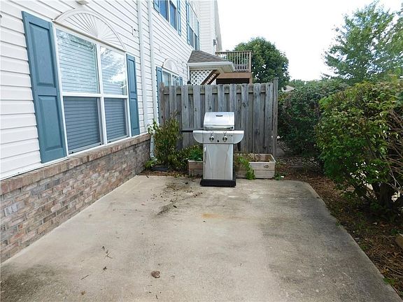 2nd image of 3209 Kildaire Dr