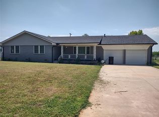 206 6th St, Verden, OK 73092