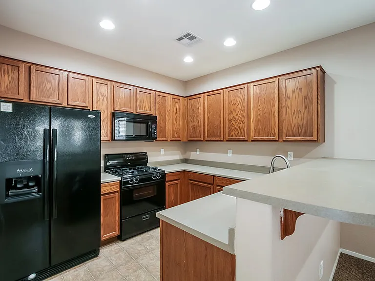 948 Wembly Hills Pl — Photo 5