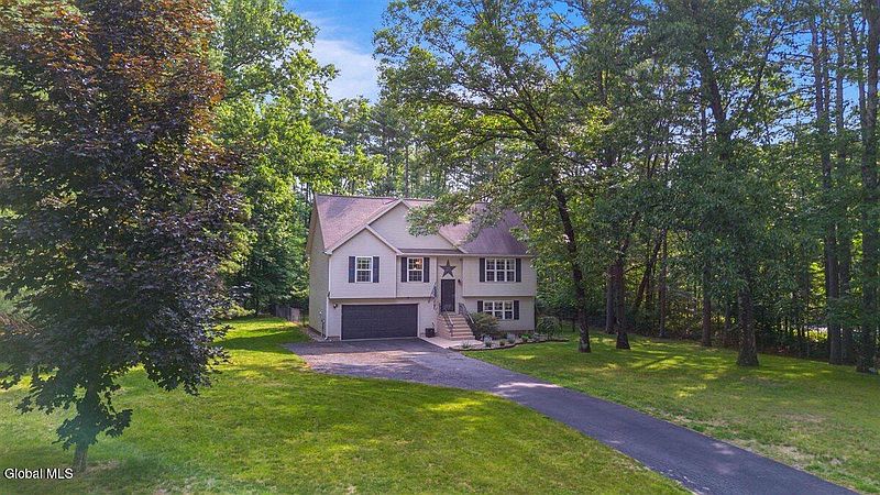 3rd image of 1 Barrington Drive
