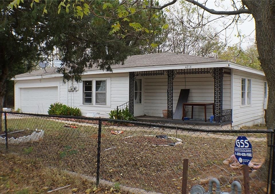 1st image of 4214 Skyline Ave