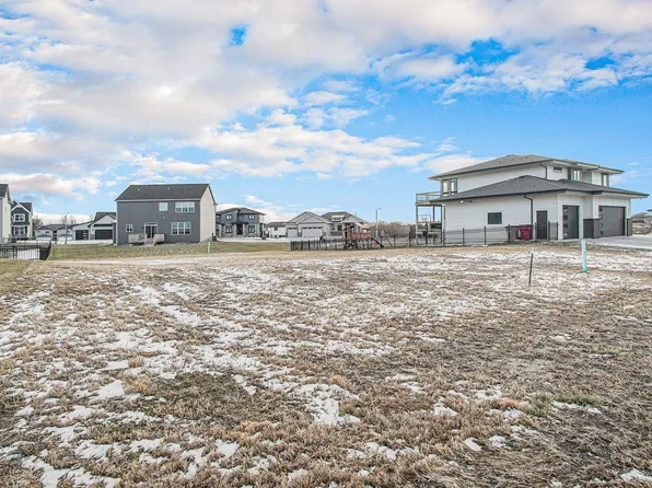 5509 W Patriot St, Sioux Falls, SD 57107