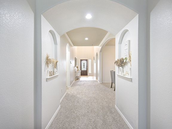 2nd image of 21419 Lindell Run Dr