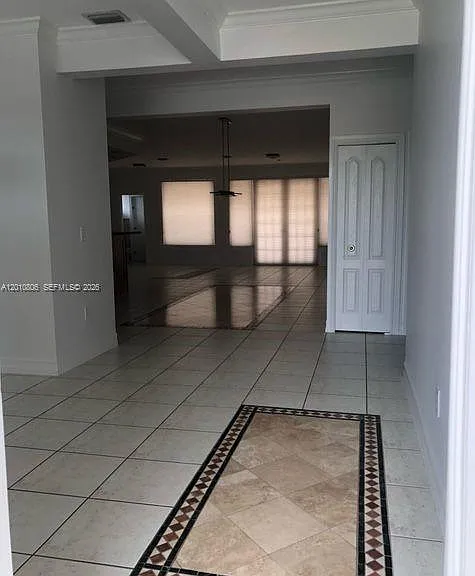9910 SW 23rd St — Photo 4