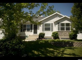 6660 S Duchess St, West Jordan, UT 84081