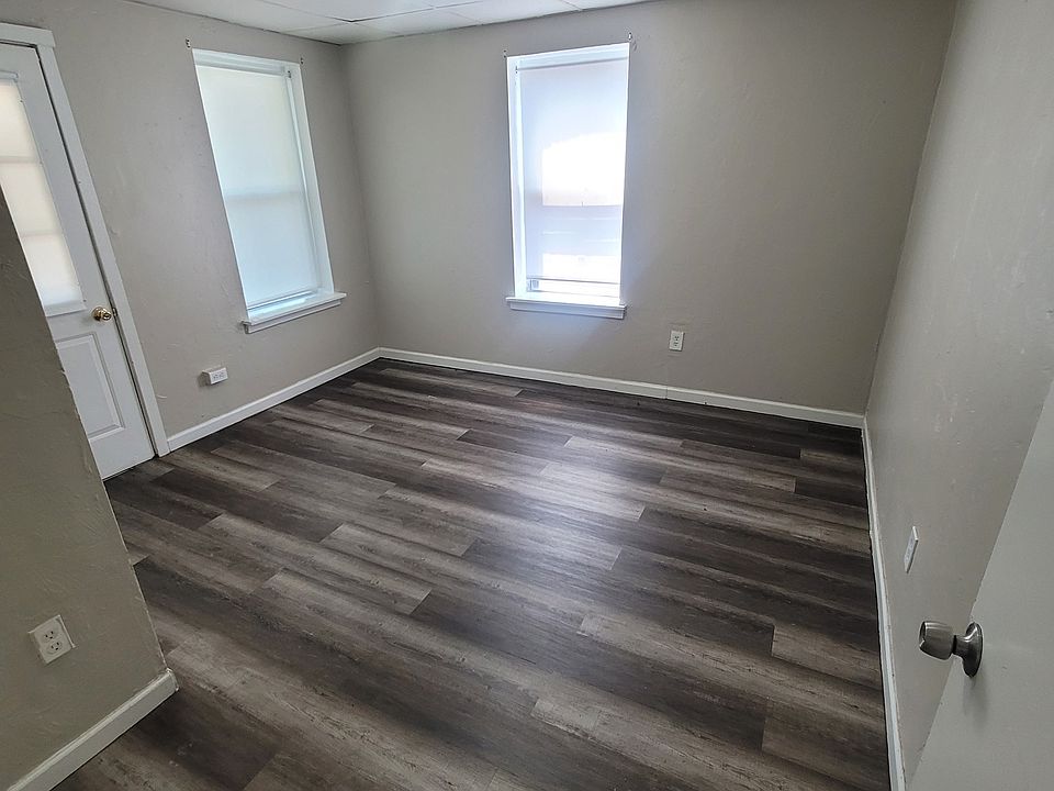 2nd image of 366 Liberty St #2