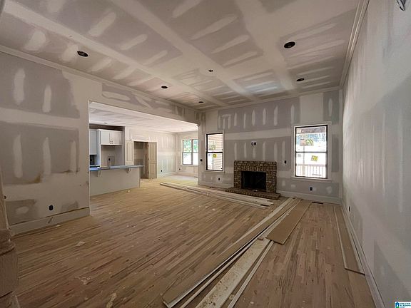 5th image of 2049 Grey Oaks Ct