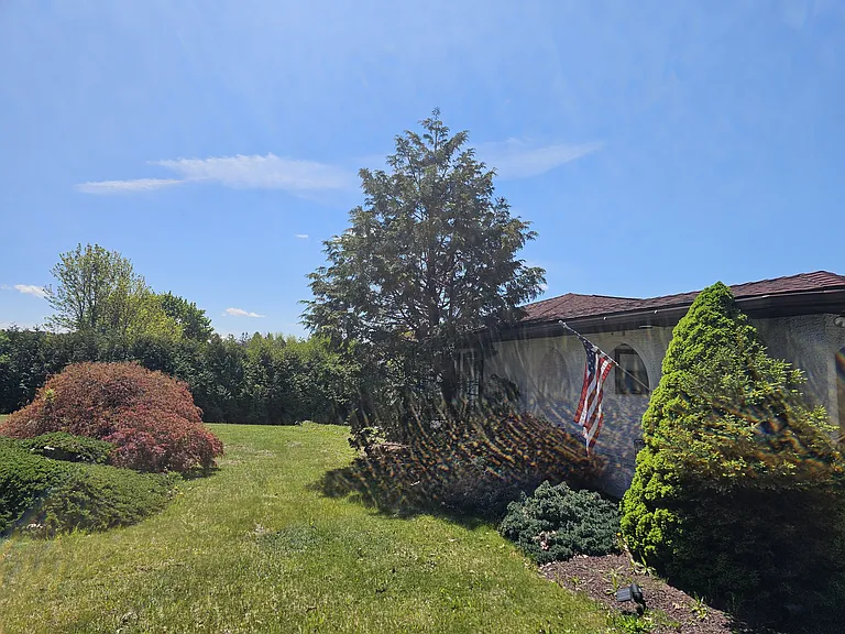 224 Laurel Dr — Photo 25