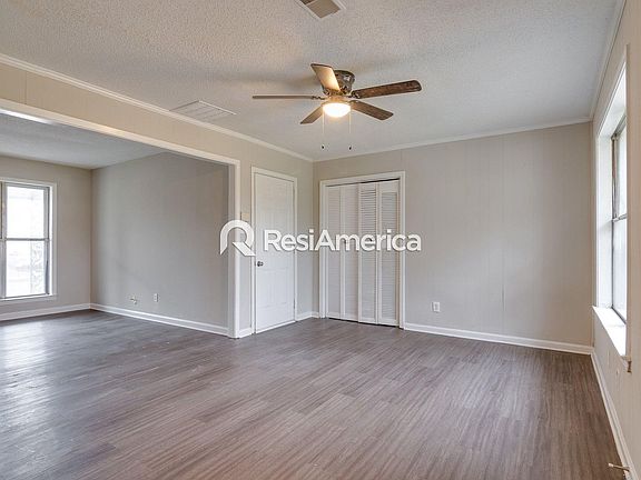 4th image of 1269 Ryanwood Ave
