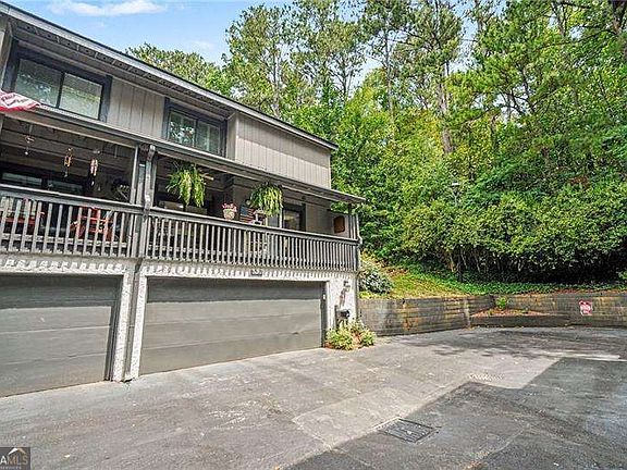 3rd image of 3078 Balearic Dr SE