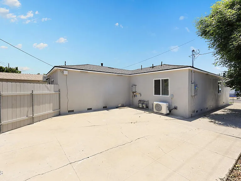 4419 Corliss St — Photo 19