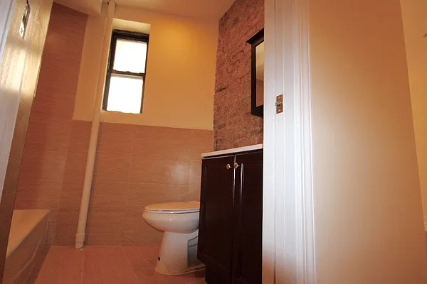 Rented by Landmark Realty & Management | media 30