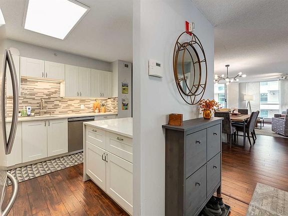 3rd image of 804 S 3rd Ave SW #1010