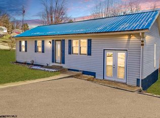 37 England Rd, Morgantown, WV 26508