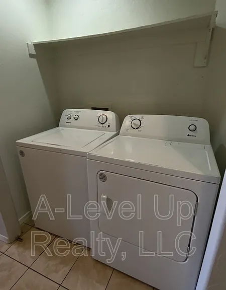 913 E 34th St #1 — Photo 13