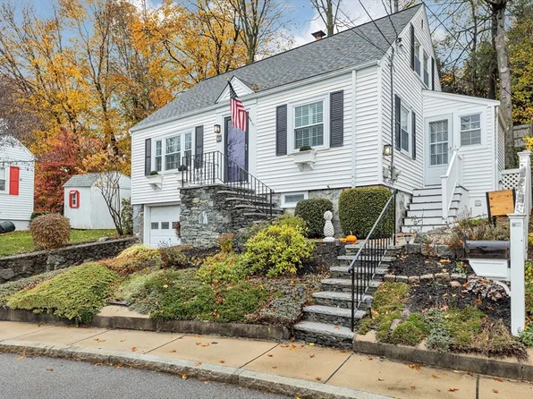 76 Potomac St, West Roxbury, MA 02132