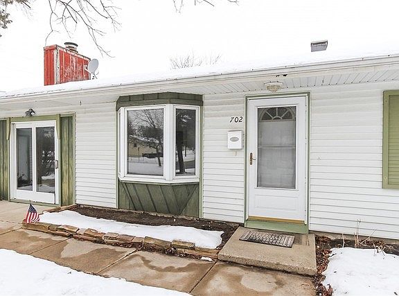 2nd image of 702 Woodland Heights Blvd