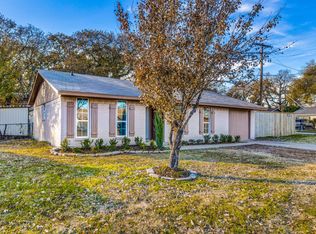 4201 Pioneer Rd, Balch Springs, TX 75180