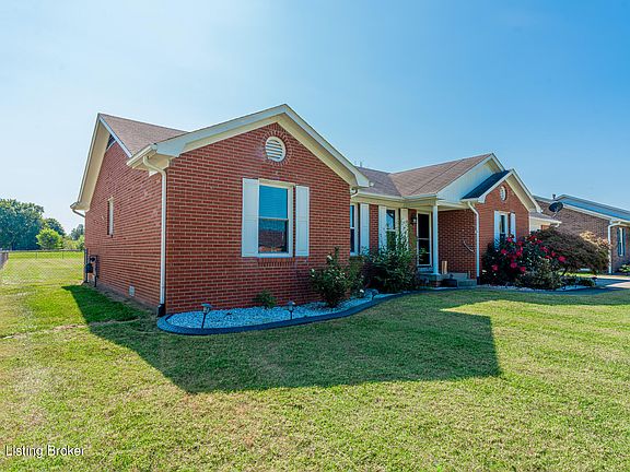 3rd image of 12303 Meadow Ln