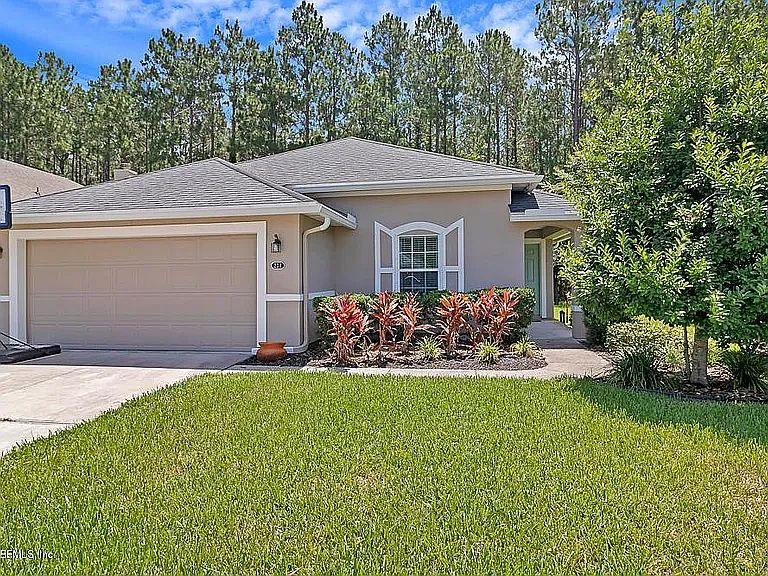 1st image of 204 Candlebark Dr