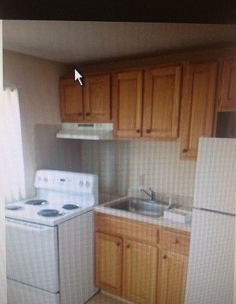 5th image of 200 Vincent Ave APT 23