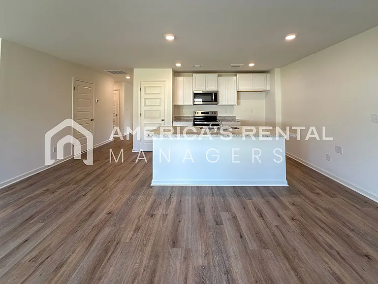 3808 Water Lily Ln — Photo 15