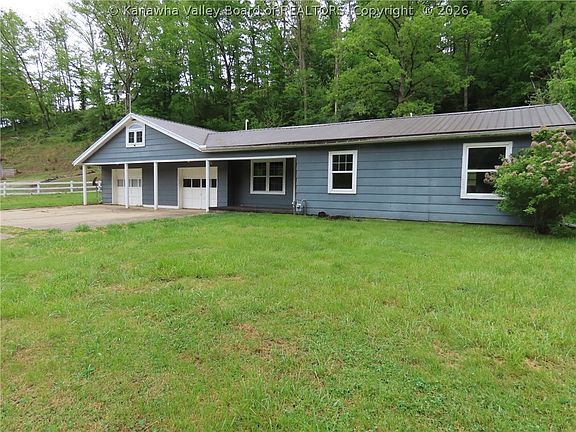 2nd image of 764 Fudges Creek Rd