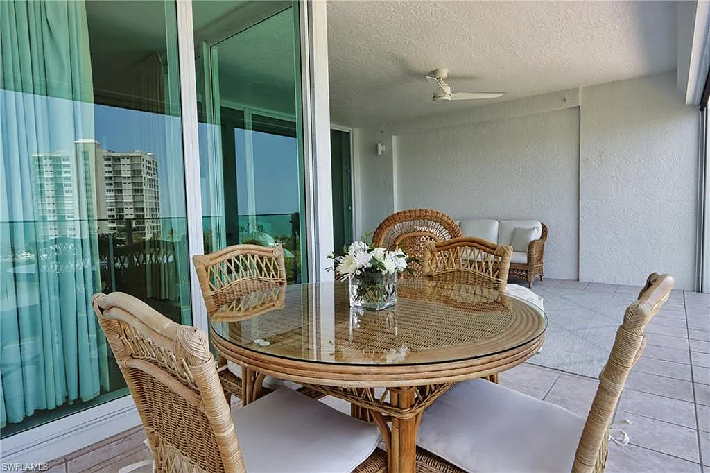 3 bed, 3.0 bath, 2500 sqft, $17,000 — Photo 4