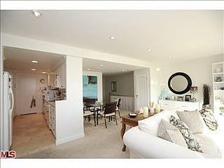 5th image of 23920 De Ville Way APT A
