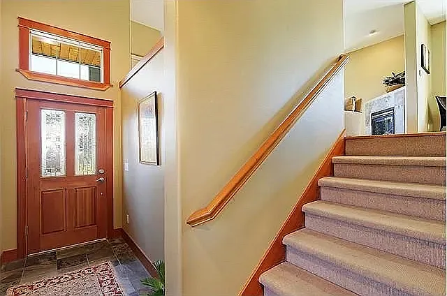 4 bed, 3010 sqft, $5,950 — Photo 3
