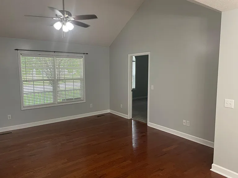 113 Kala Cir — Photo 8