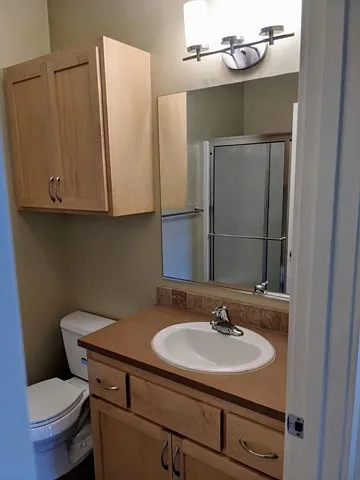 Unit #4 - Upstairs Bath Unit #4 - Upstairs Bath